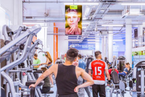 Boost Your Sales: How Advertising in Gyms Captures Active Consumers and Drives Revenue